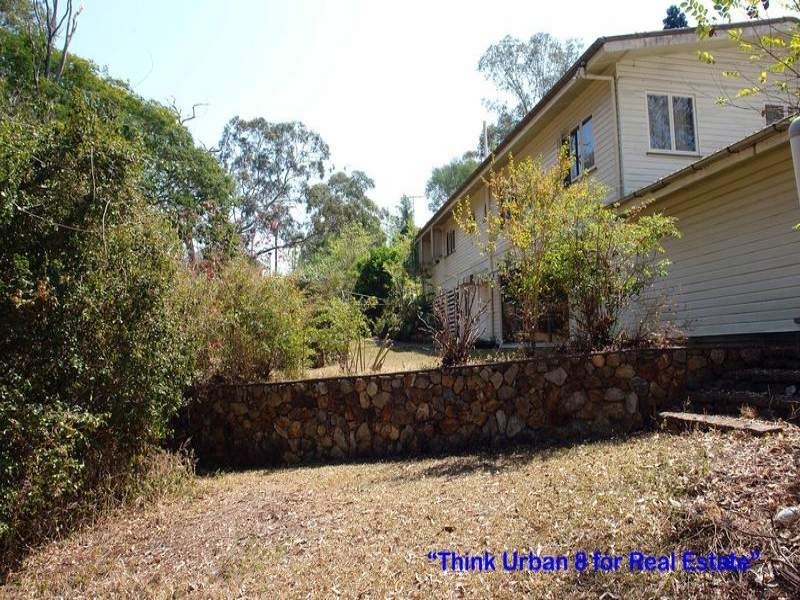 14 Wybelenna Street, Brookfield QLD 4069